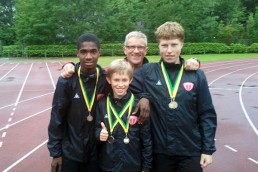 Foto van medailles voor atletiekteam