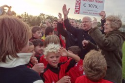 Cheque overhandiging echtpaar Blankers